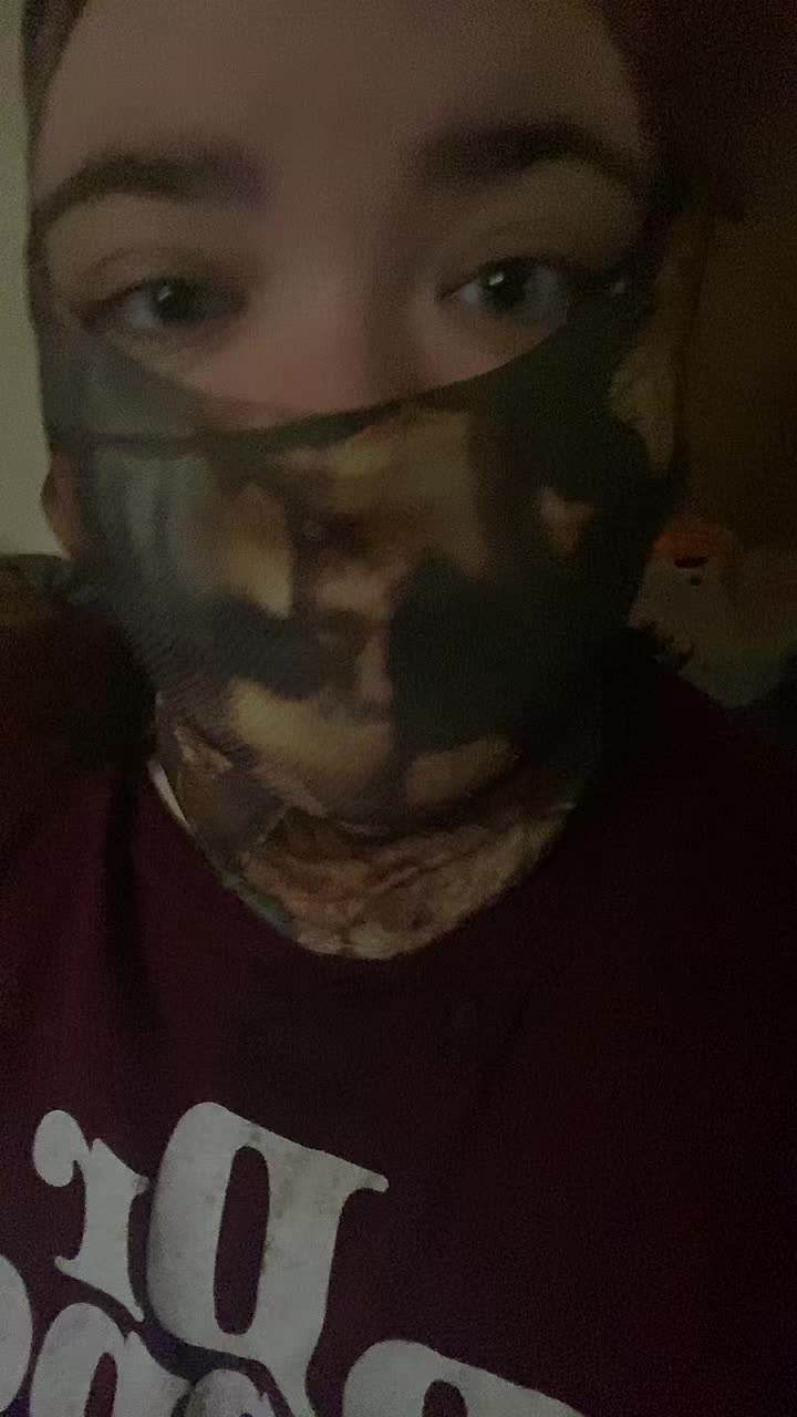 @lilmasked girl420