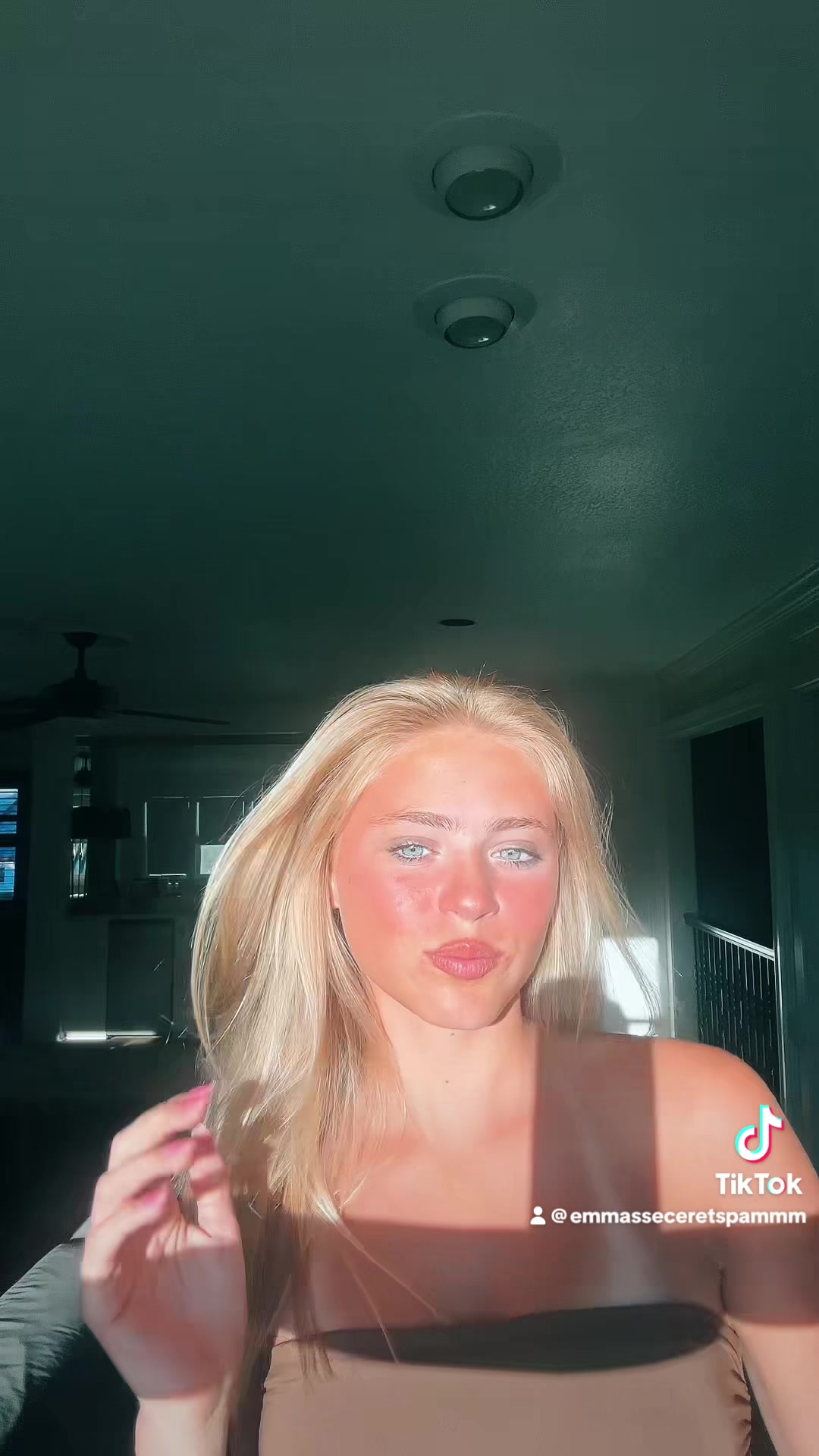 @Emma😁✌️🥳