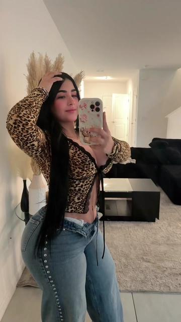 @MARi❤️🐝