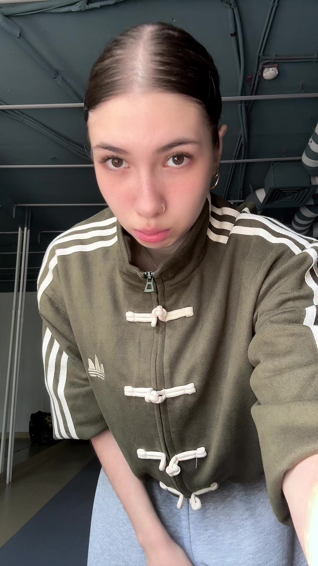 @VINIKA