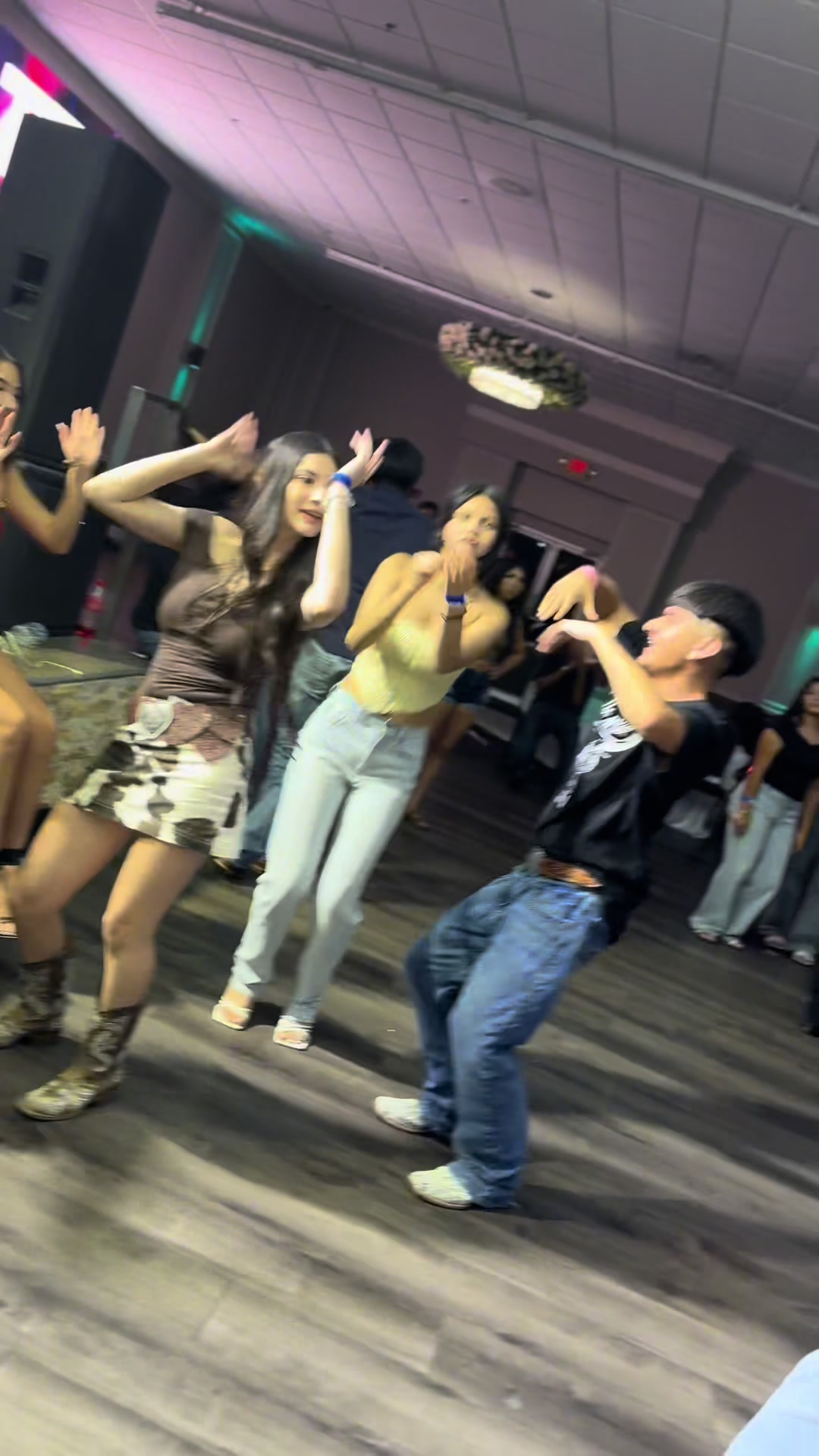 @DJ Ponce