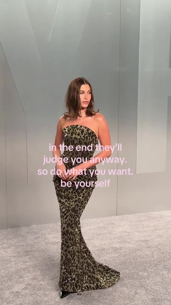 @defnot.girl