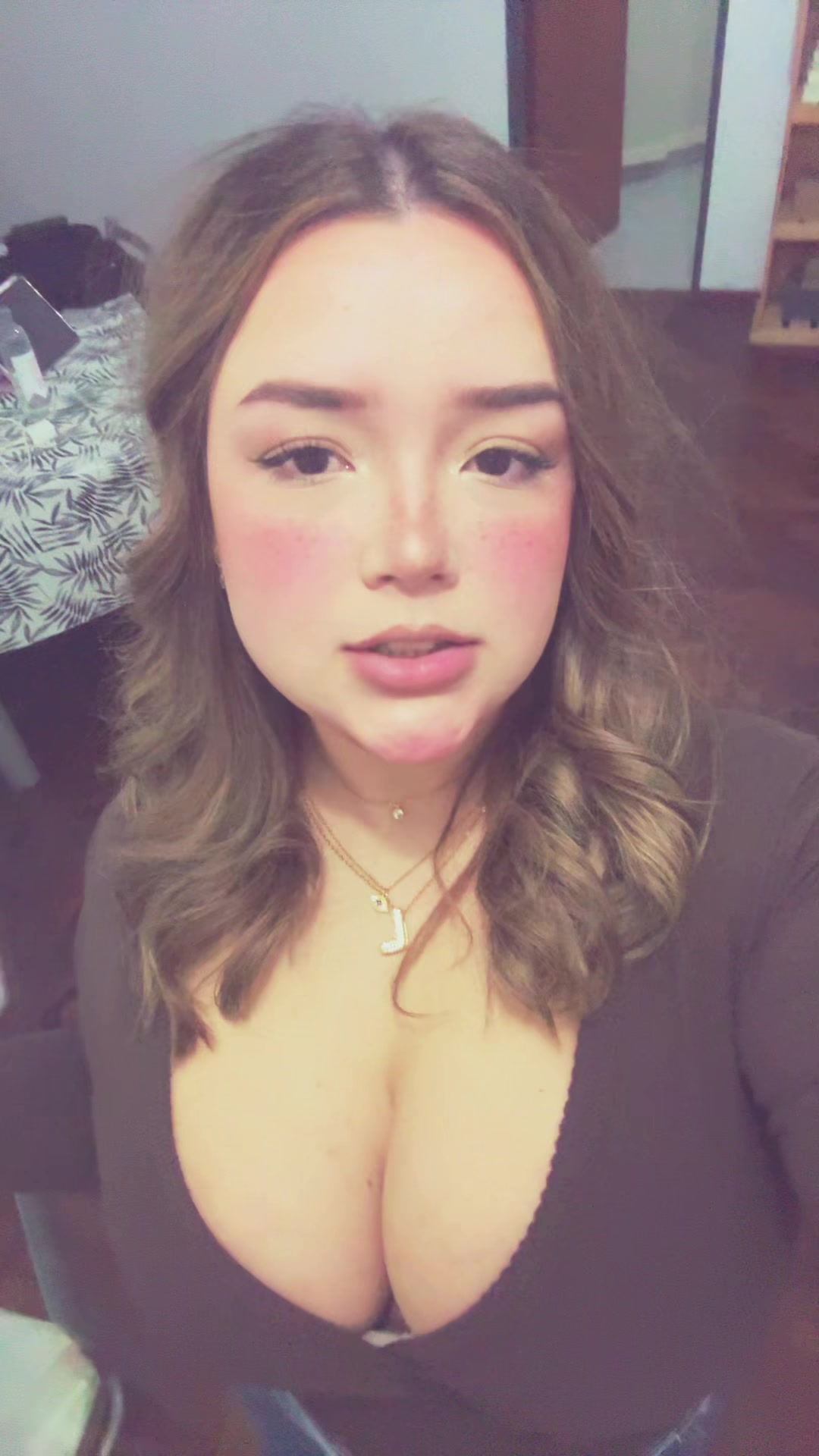 @Lara