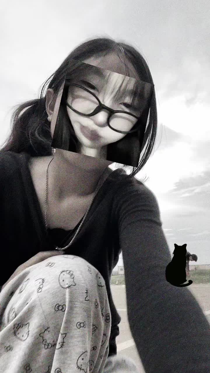 @Zhorr.