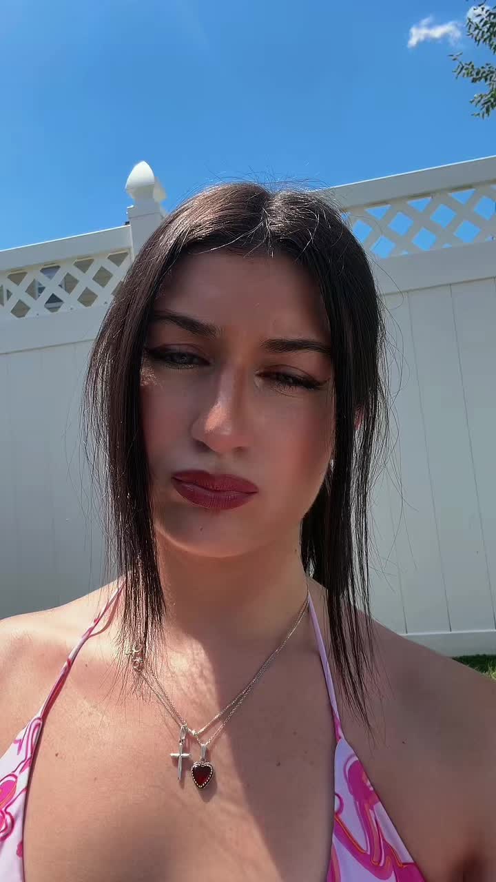 @sabrina