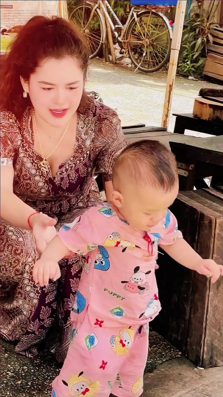 @Thal (သဲ)