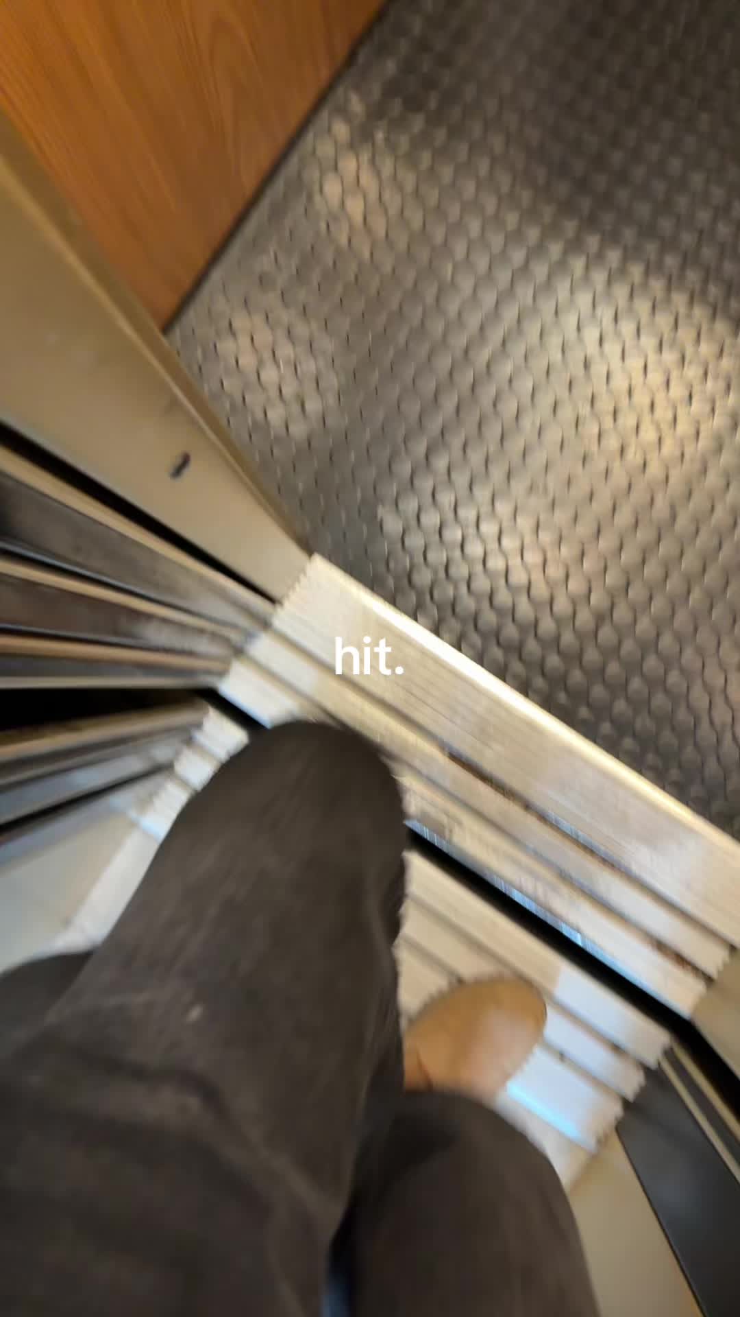 @Reskyu