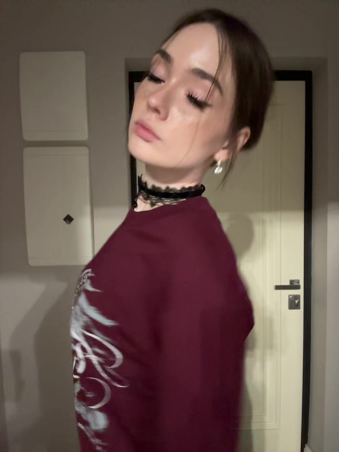 @Eek