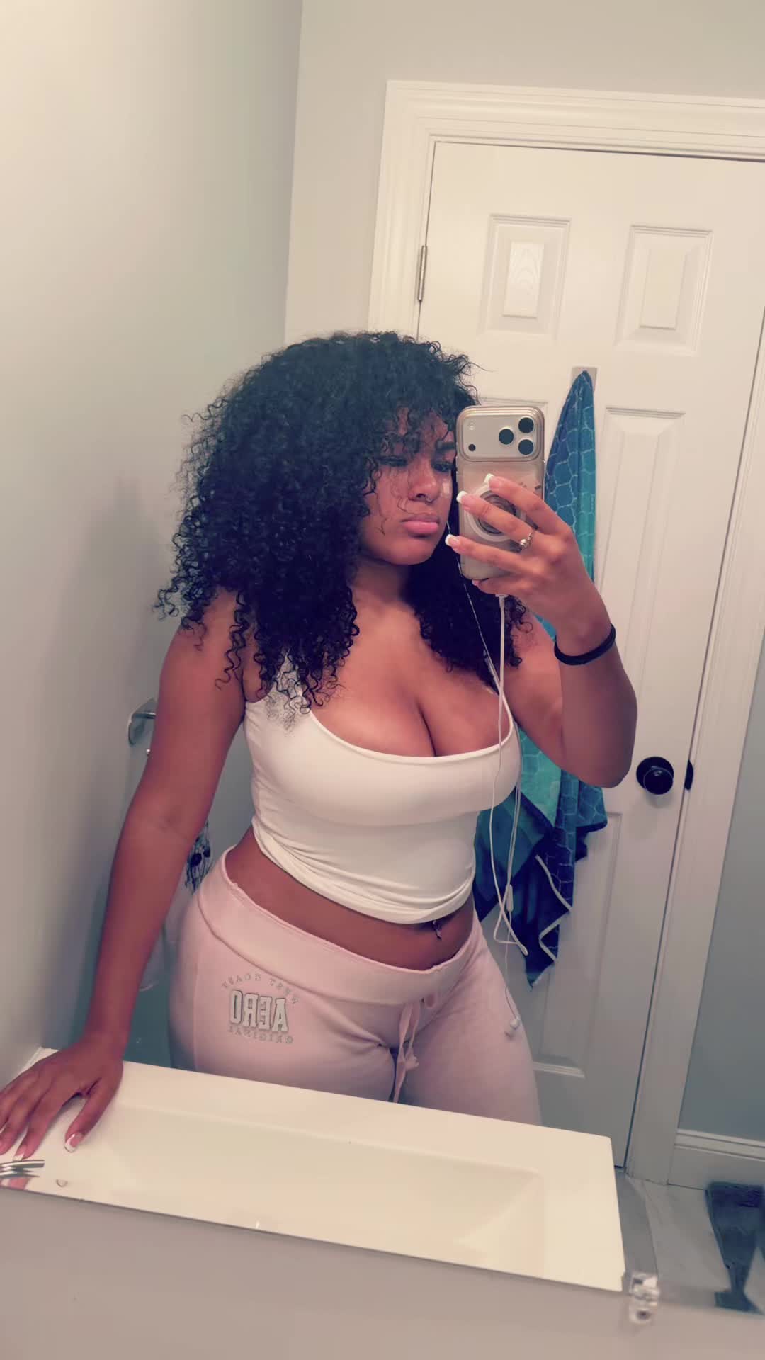 @Desiree🎀