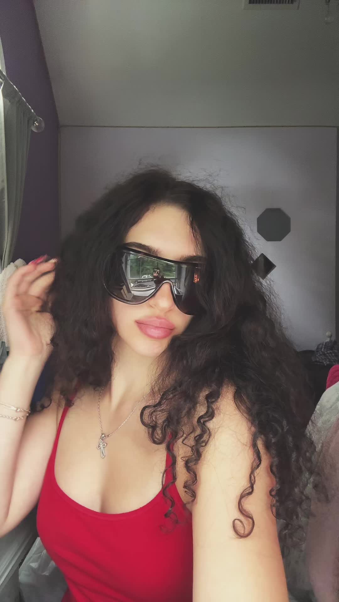 @avaminotti