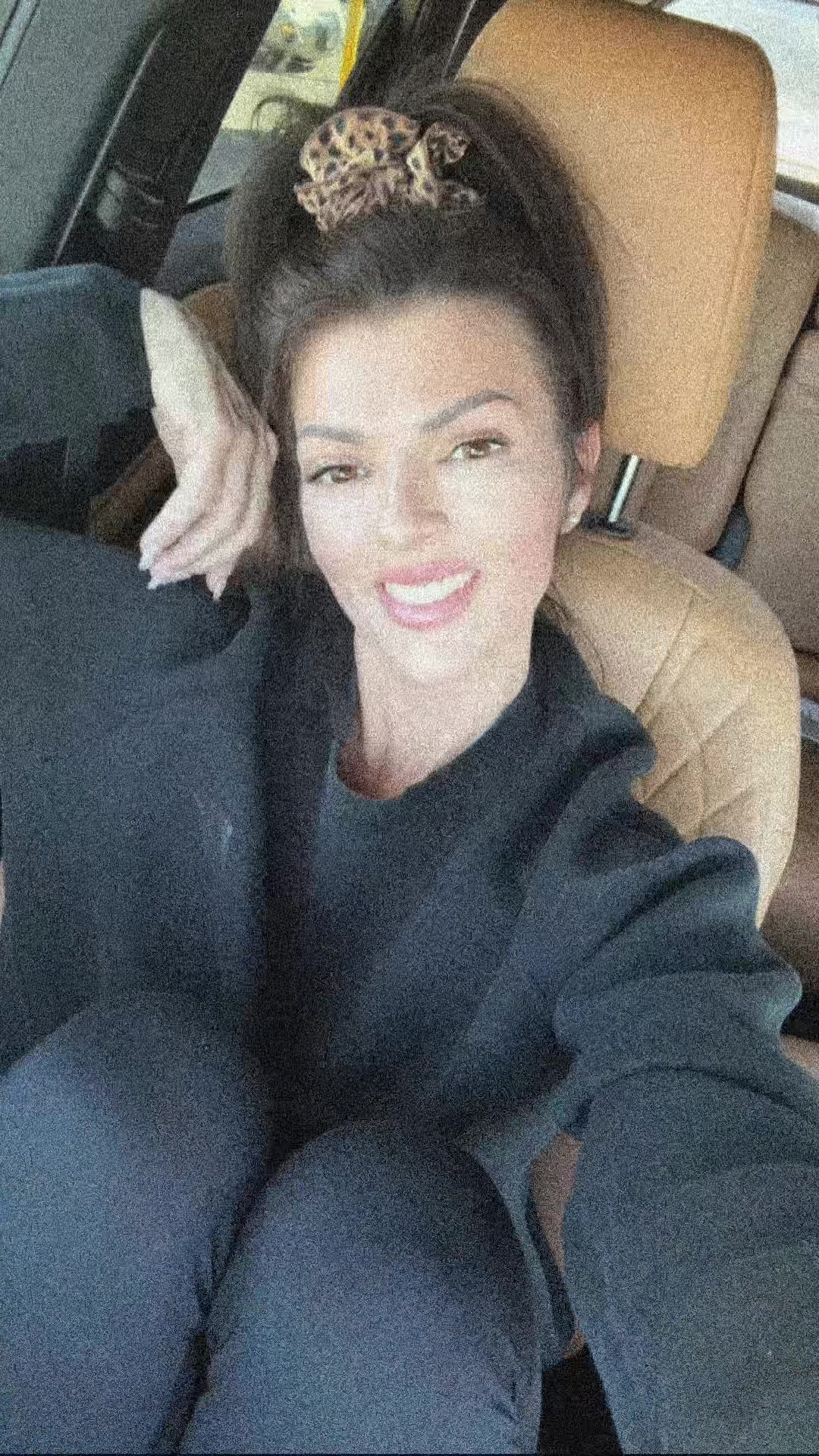 @rebeccanoel22