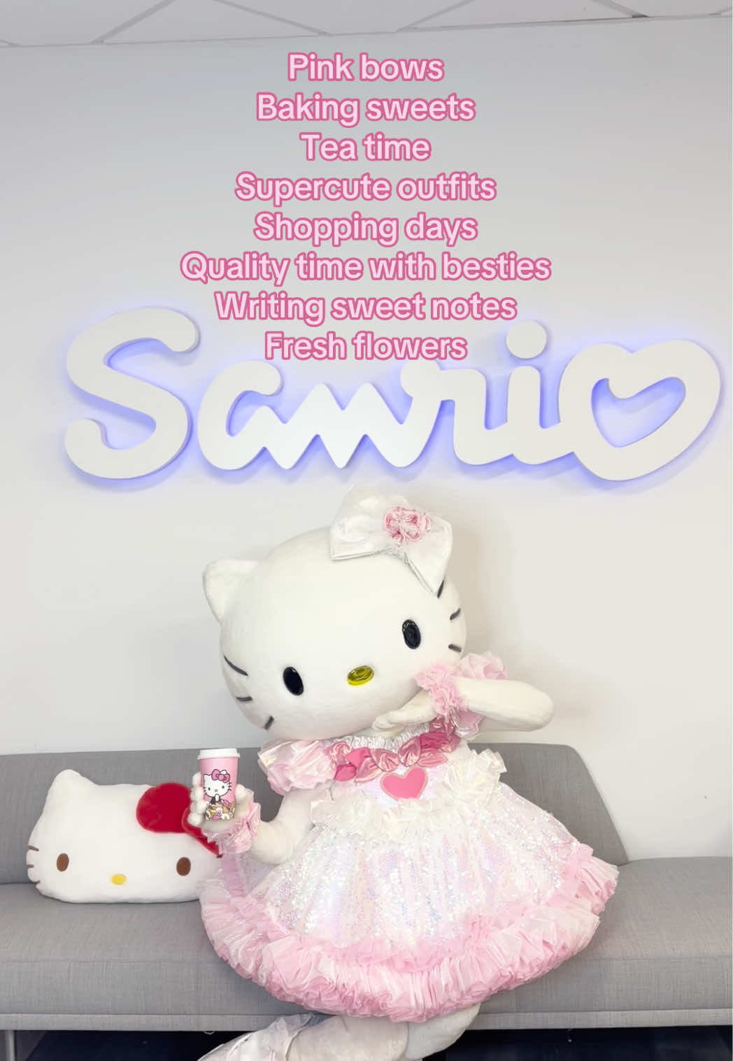 @hellokitty