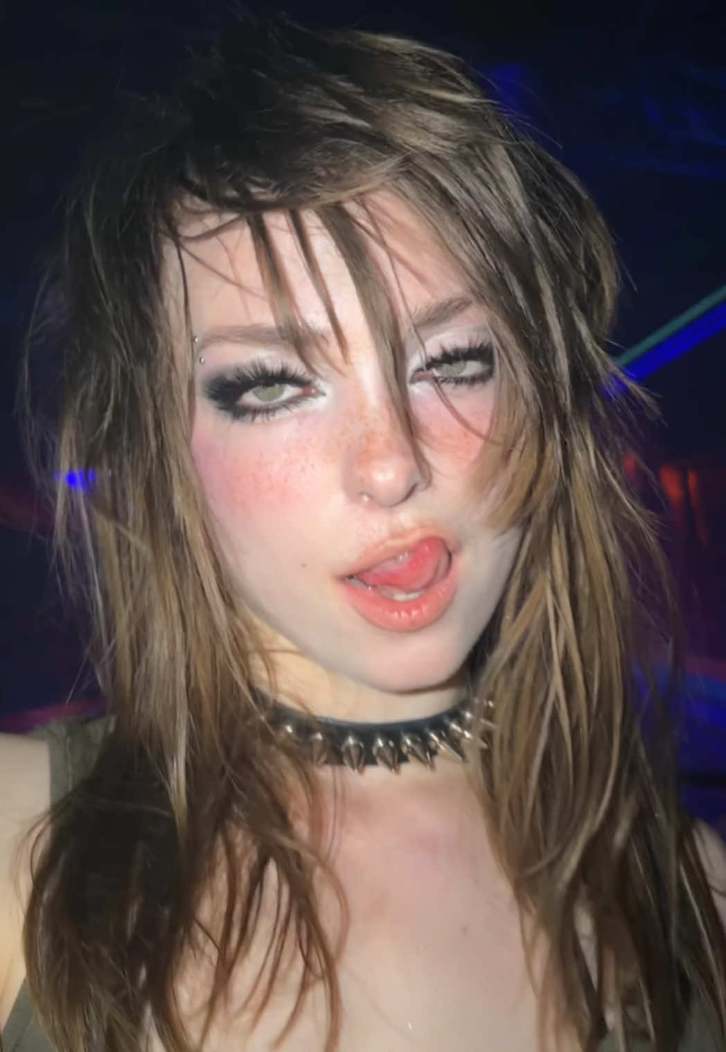 @danafetishistova