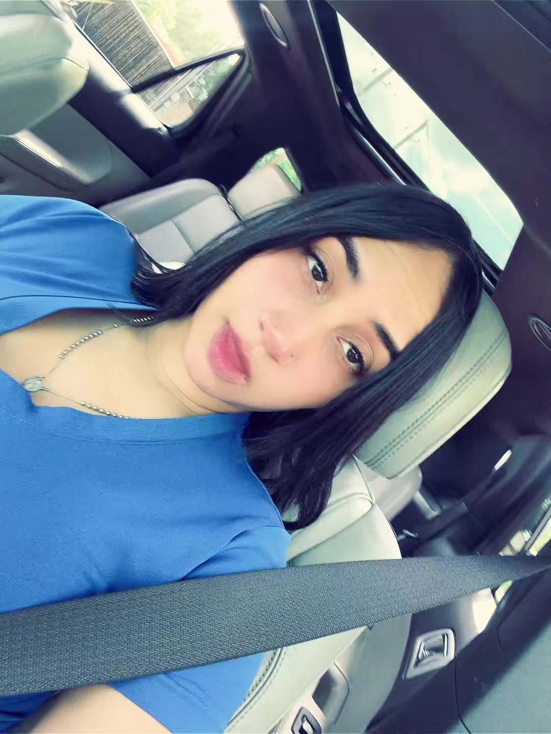 @𝑹 𝑶 𝑺 𝑺 𝐈👩🏻