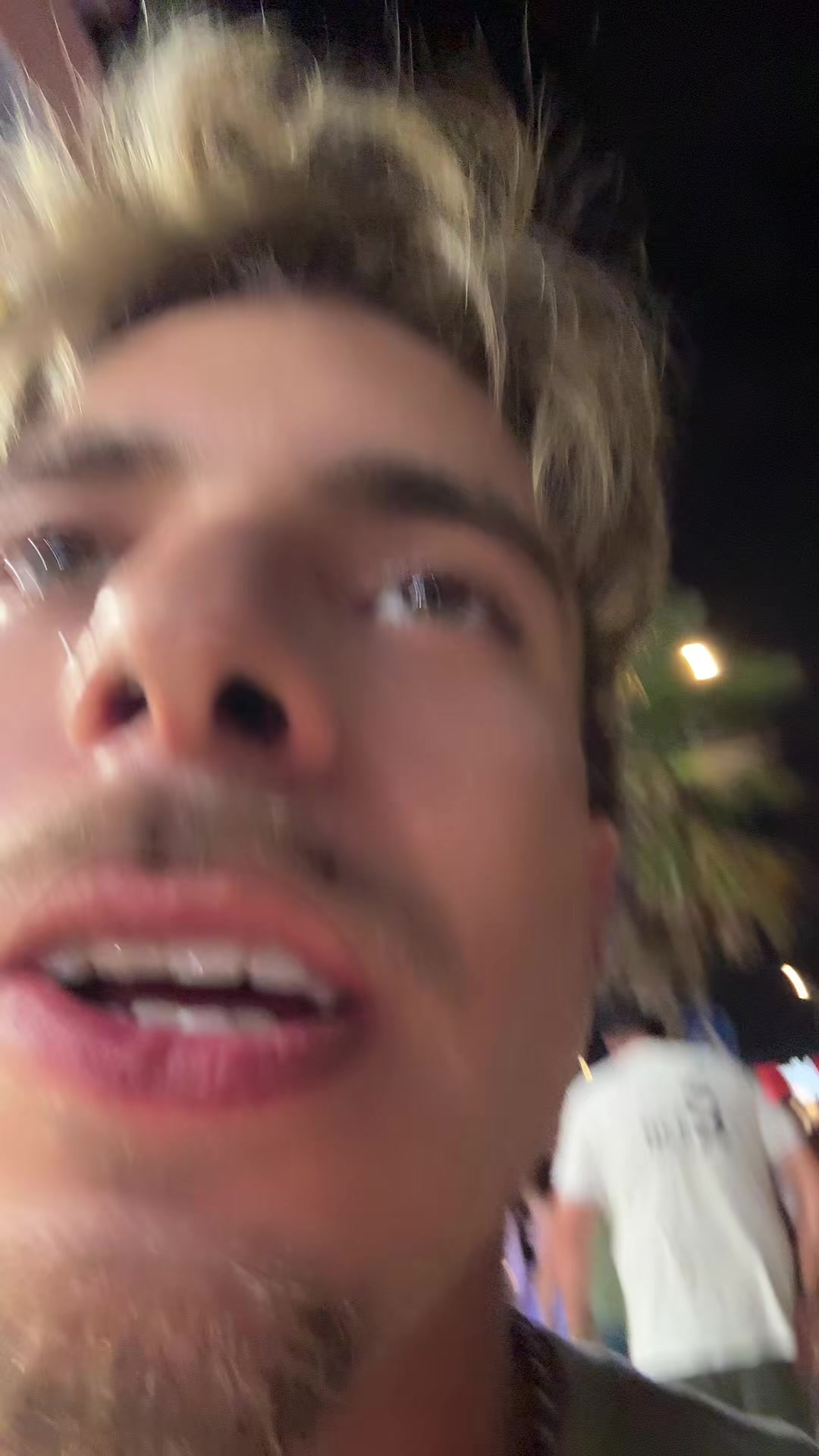 @Ivän / Hollywoodintx