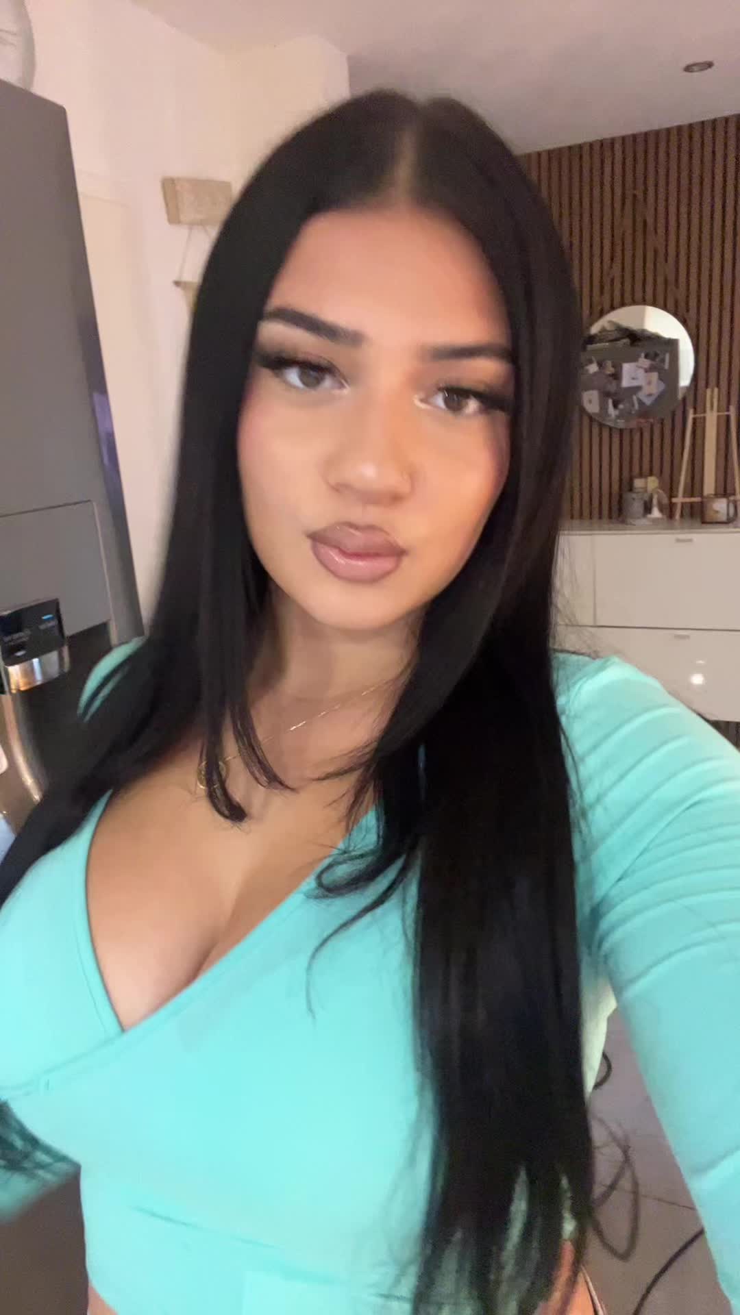@leyla