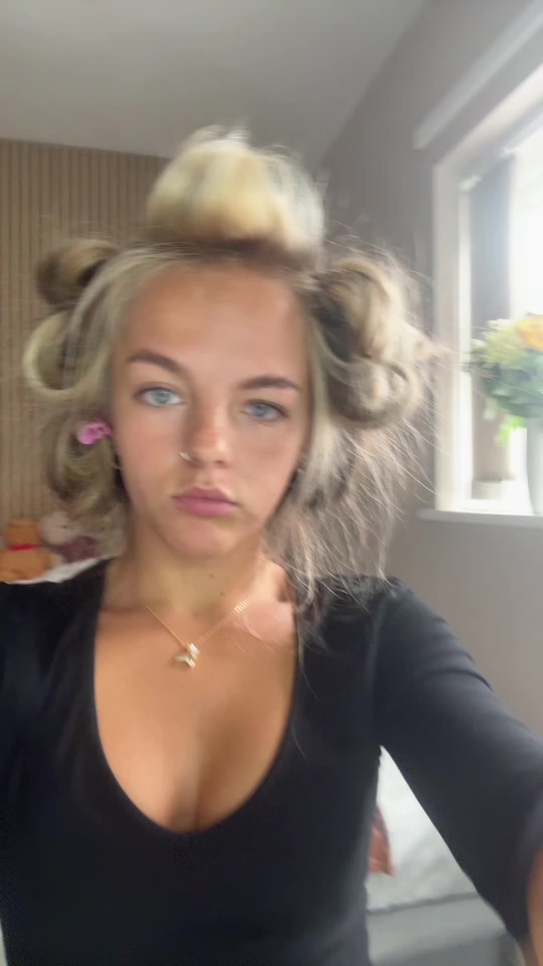 @demileigh🍒🕺🪩