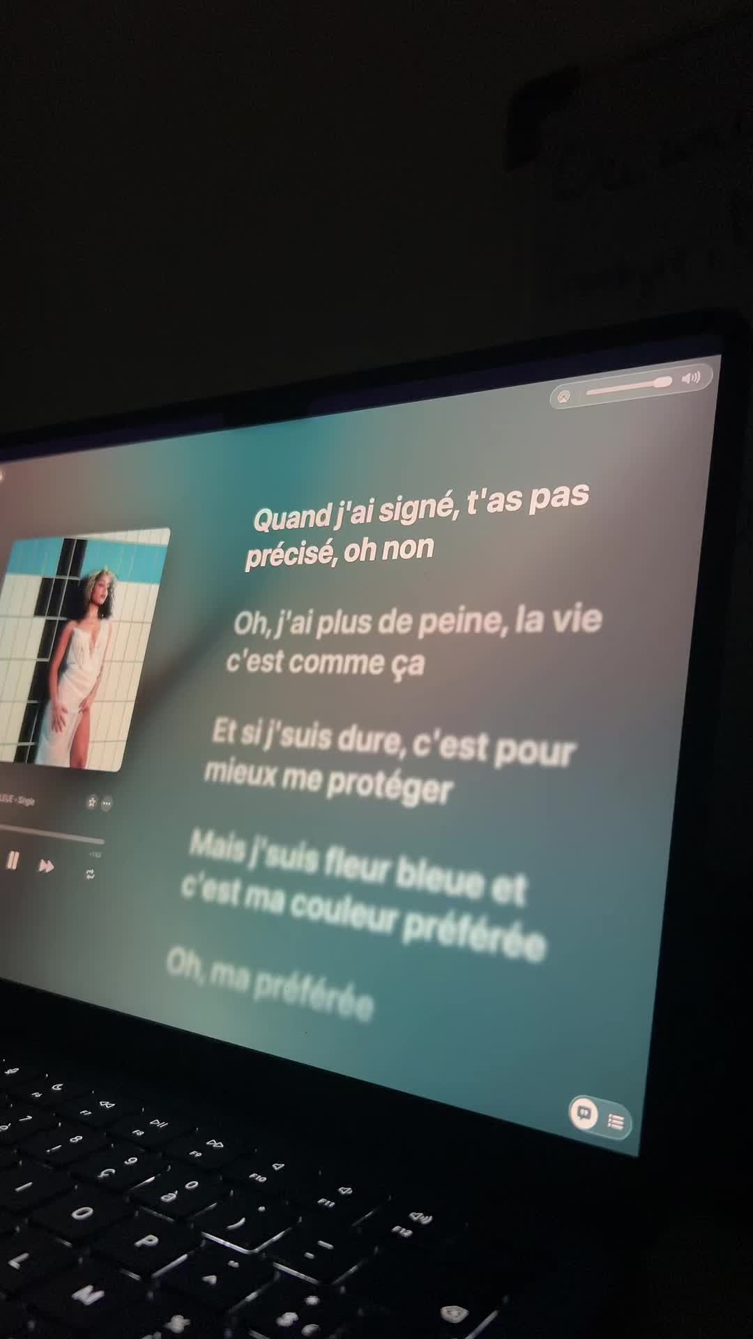 @🎧LYRICS_TOK🎵