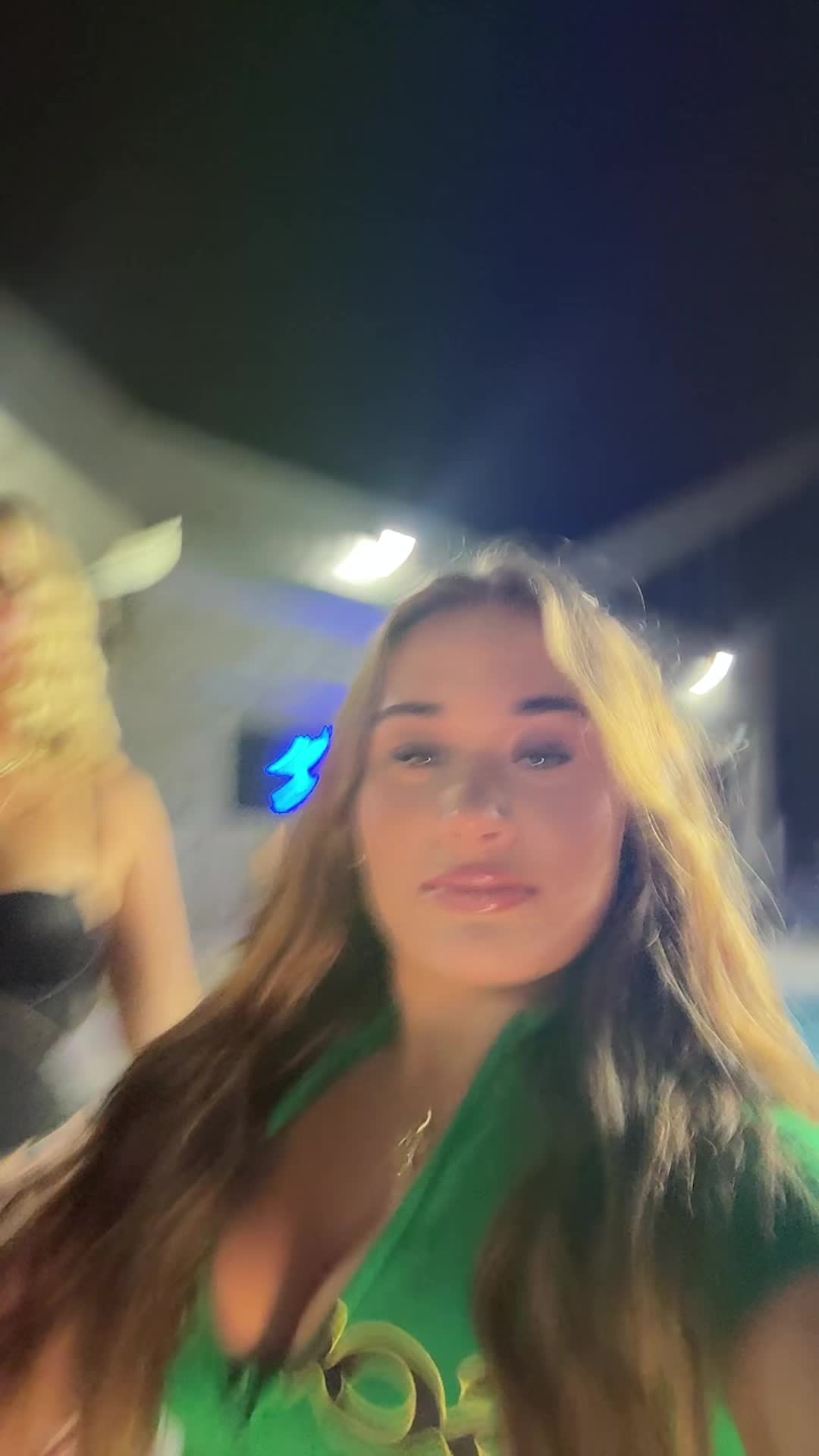@User19372910199