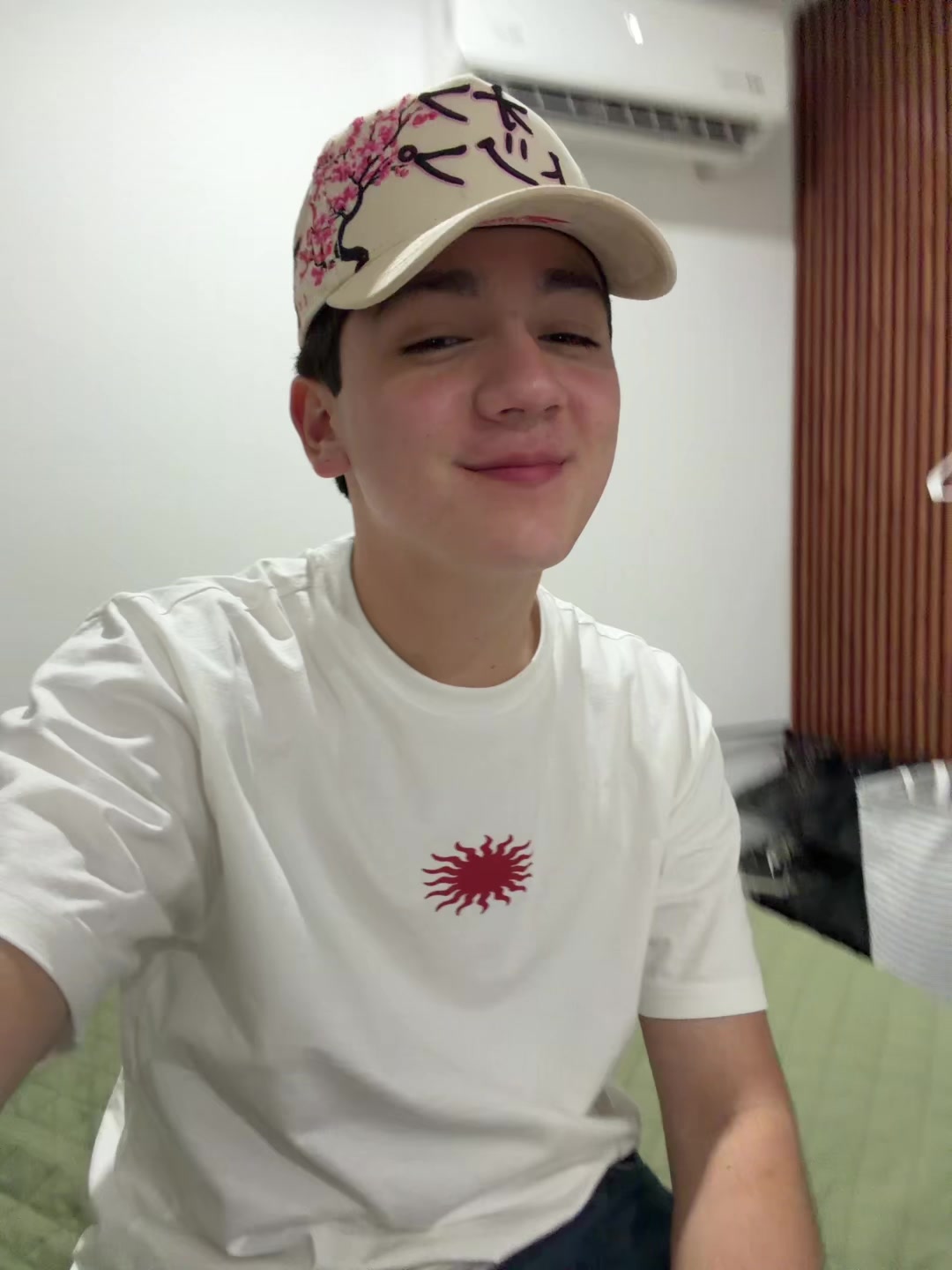 @Elpilotito