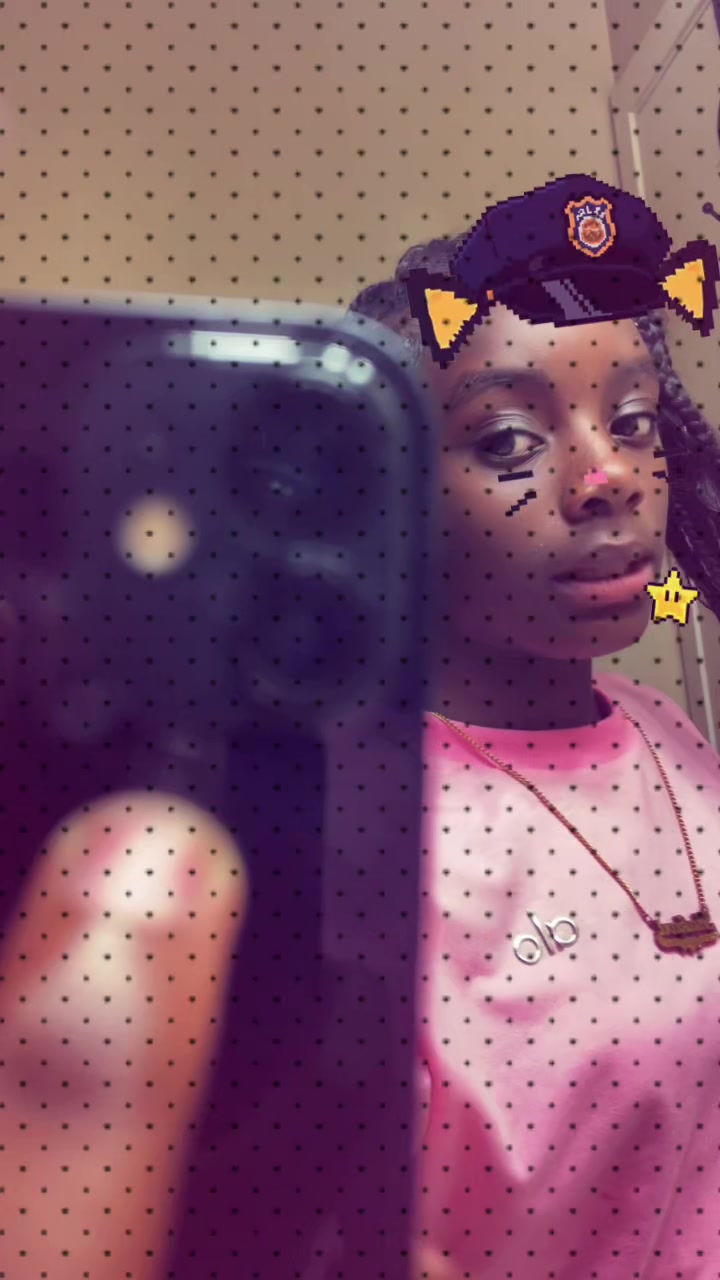 @_2exclusivekari💕🦋