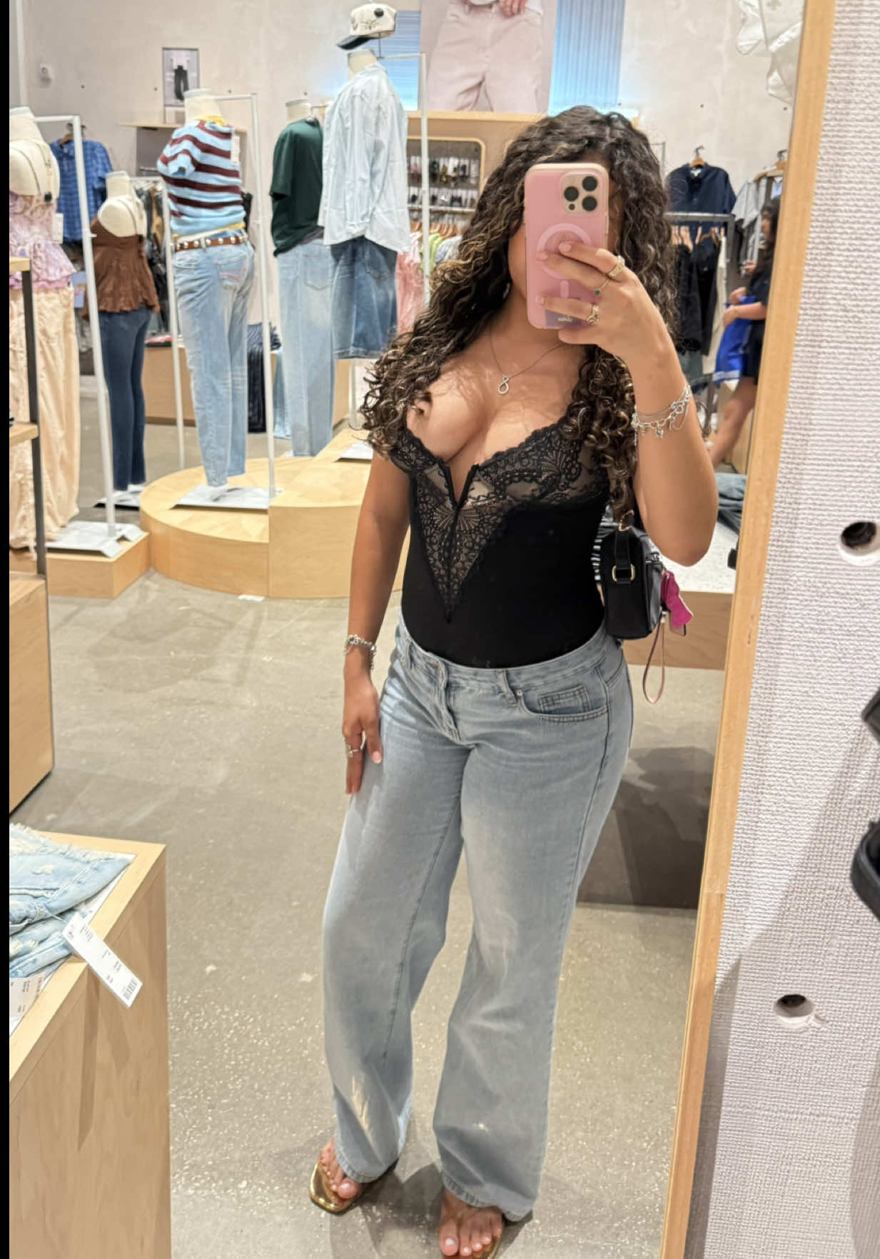 @nikkibg