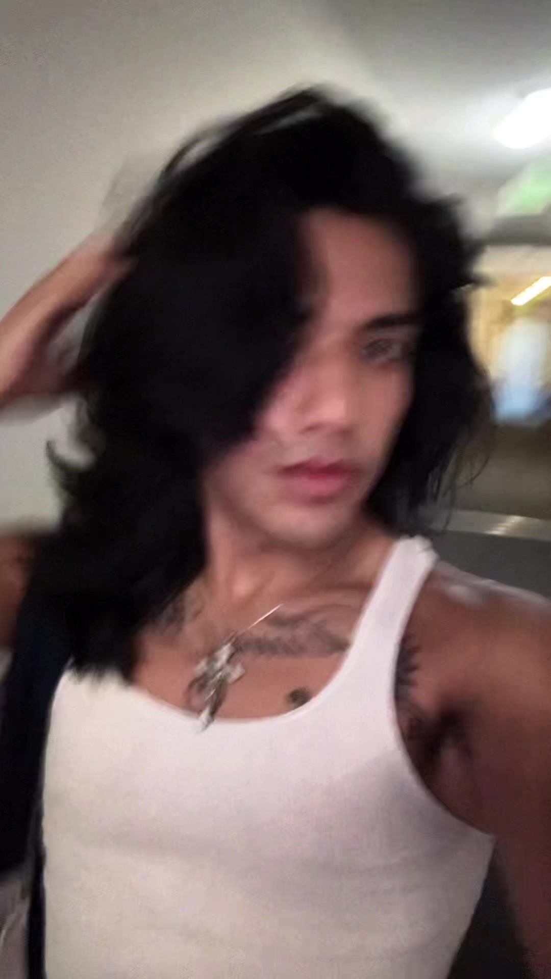 @Hi