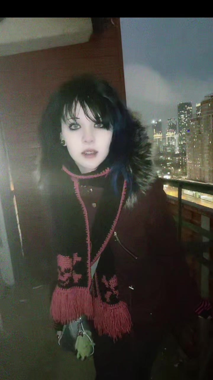 @ТГК:Crybaby Den@