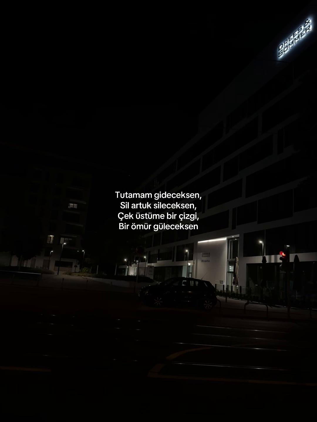 @&Ouml;✨