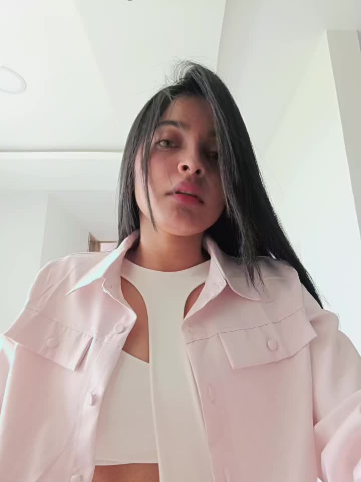 @Clau✨