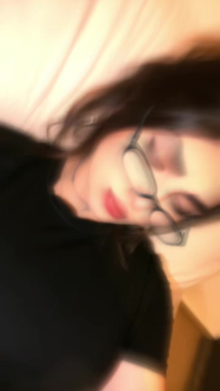 @_Sacha_