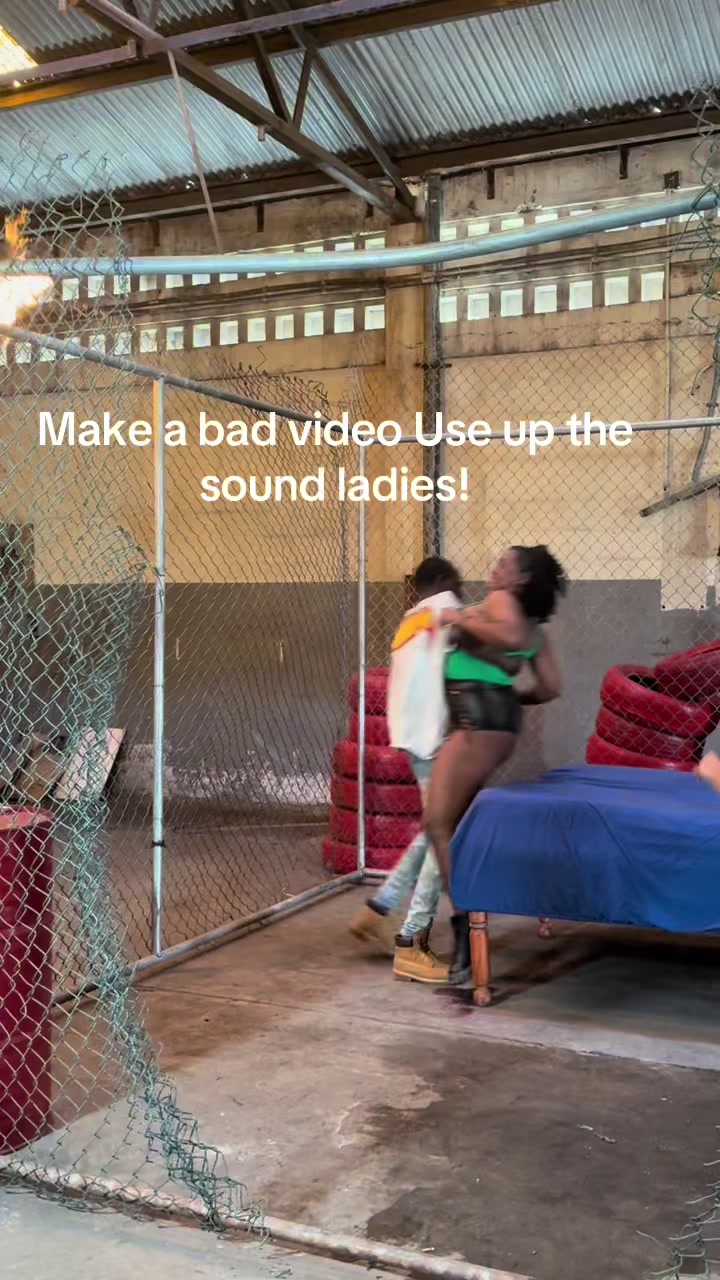 @hot_frass