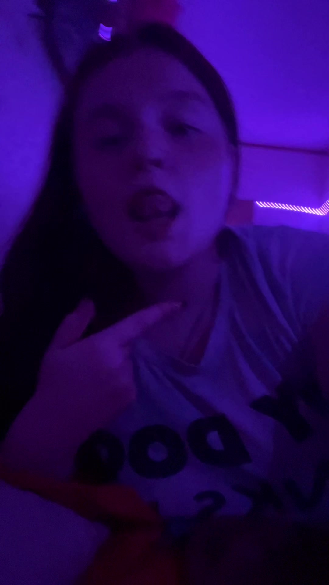 @B̷u̷g̷s̷ ̷B̷u̷n̷n̷y̷🦉