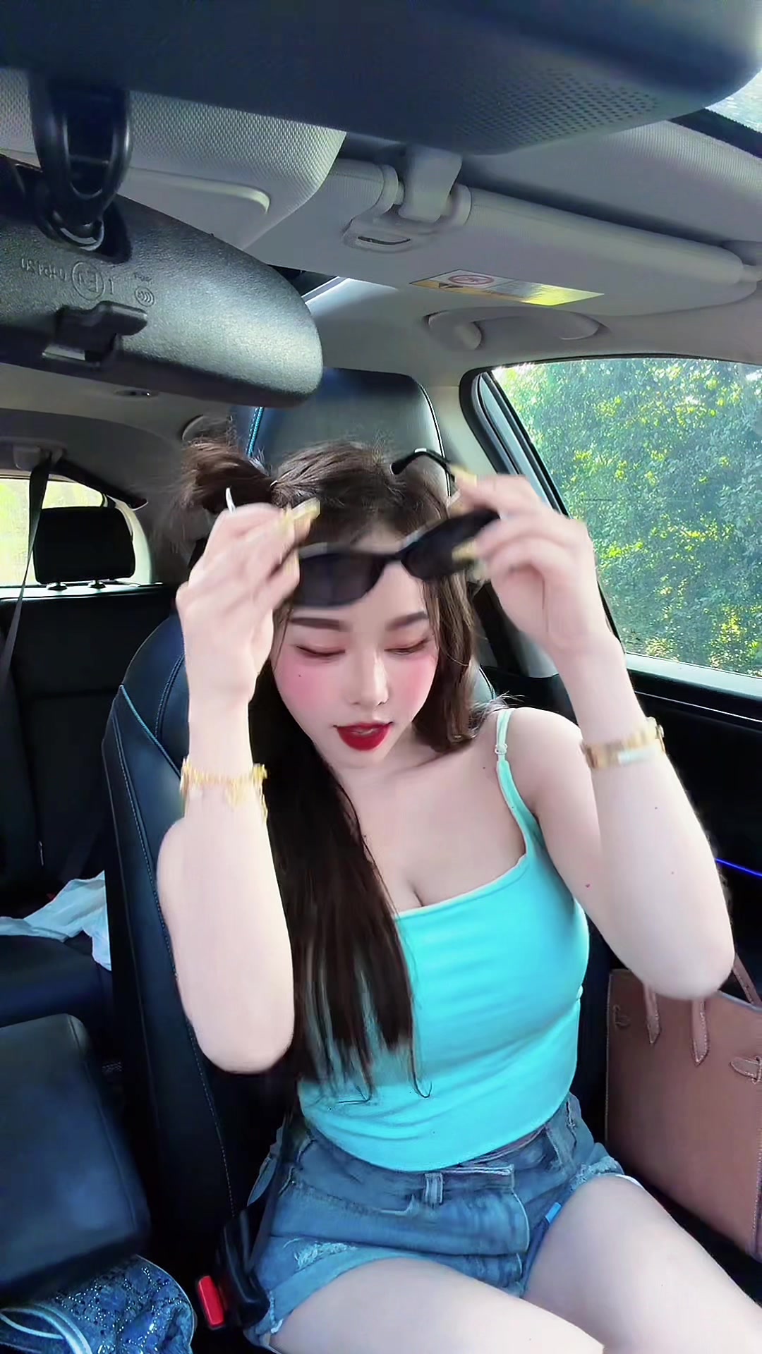 @๐ธ๐ฆTswqab yang ๐ฆ๐ธ
