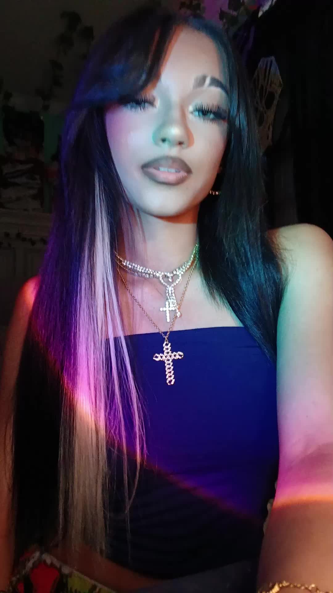 @Valentine._$$