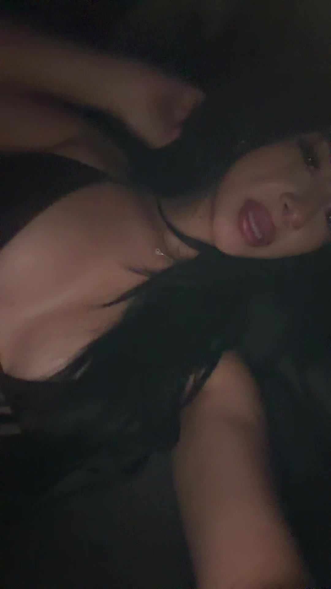 @somwherebeingsexy