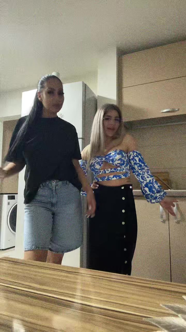 @Loredana Lry