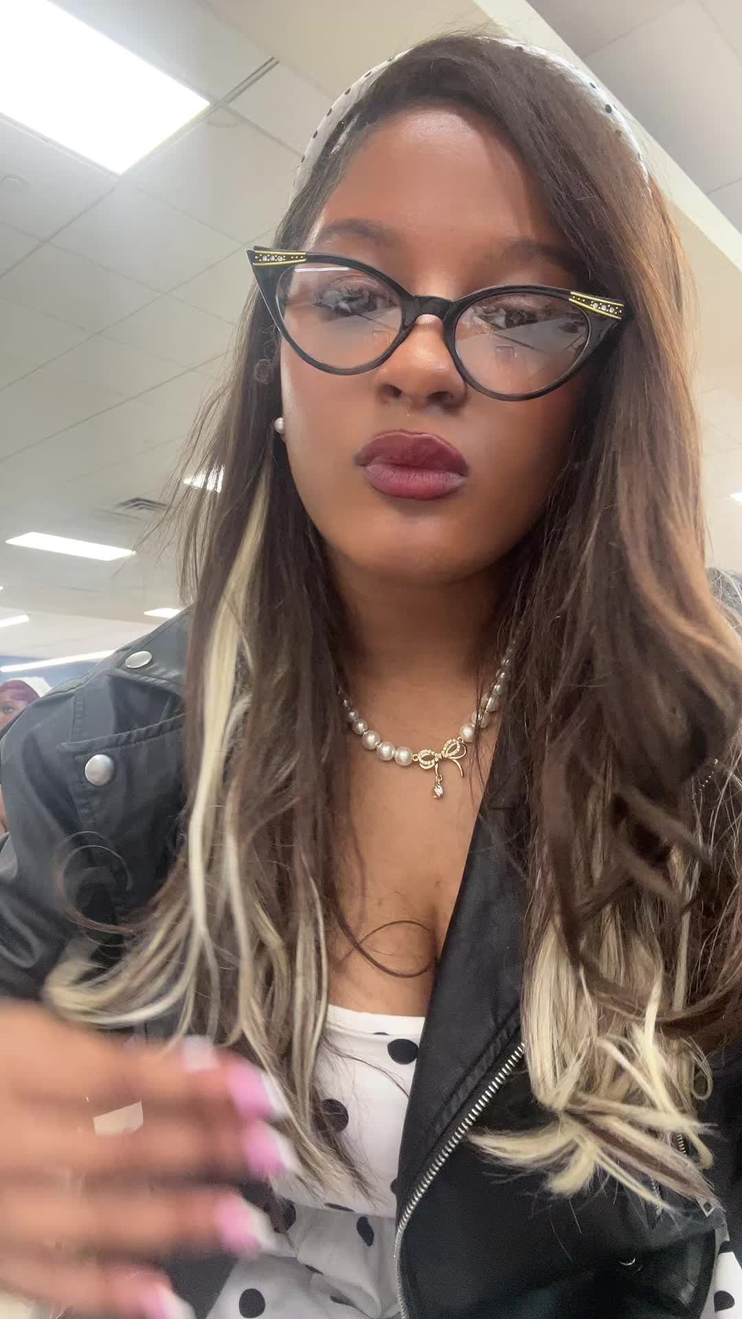@niyaaaa
