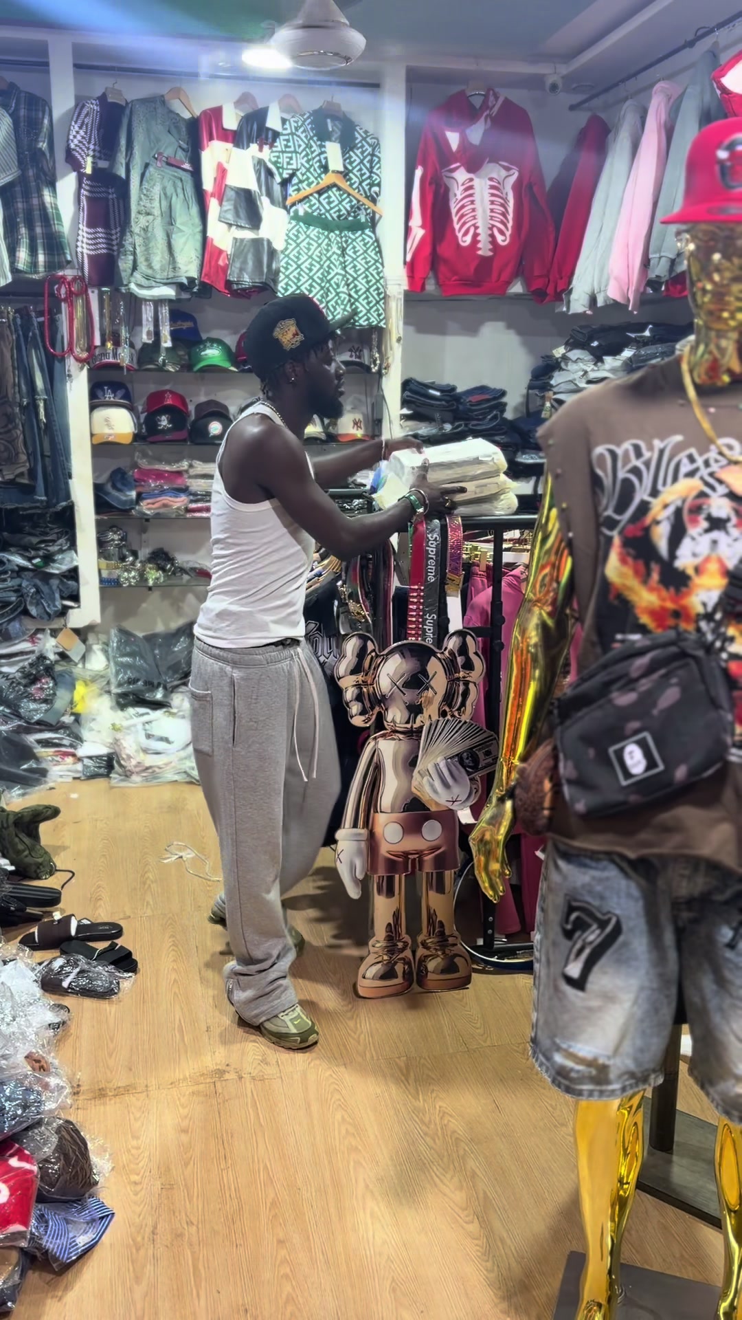 @DEALER 2 SWAGG