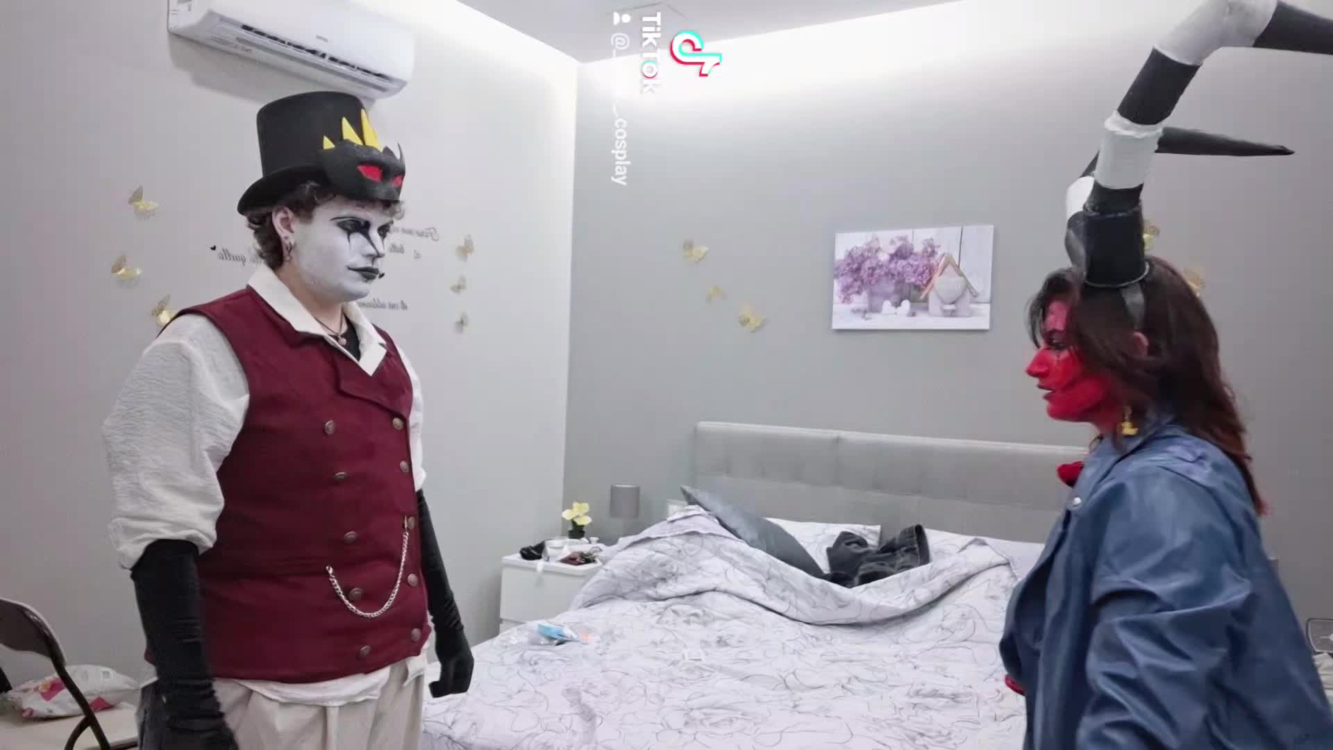 @Alex._