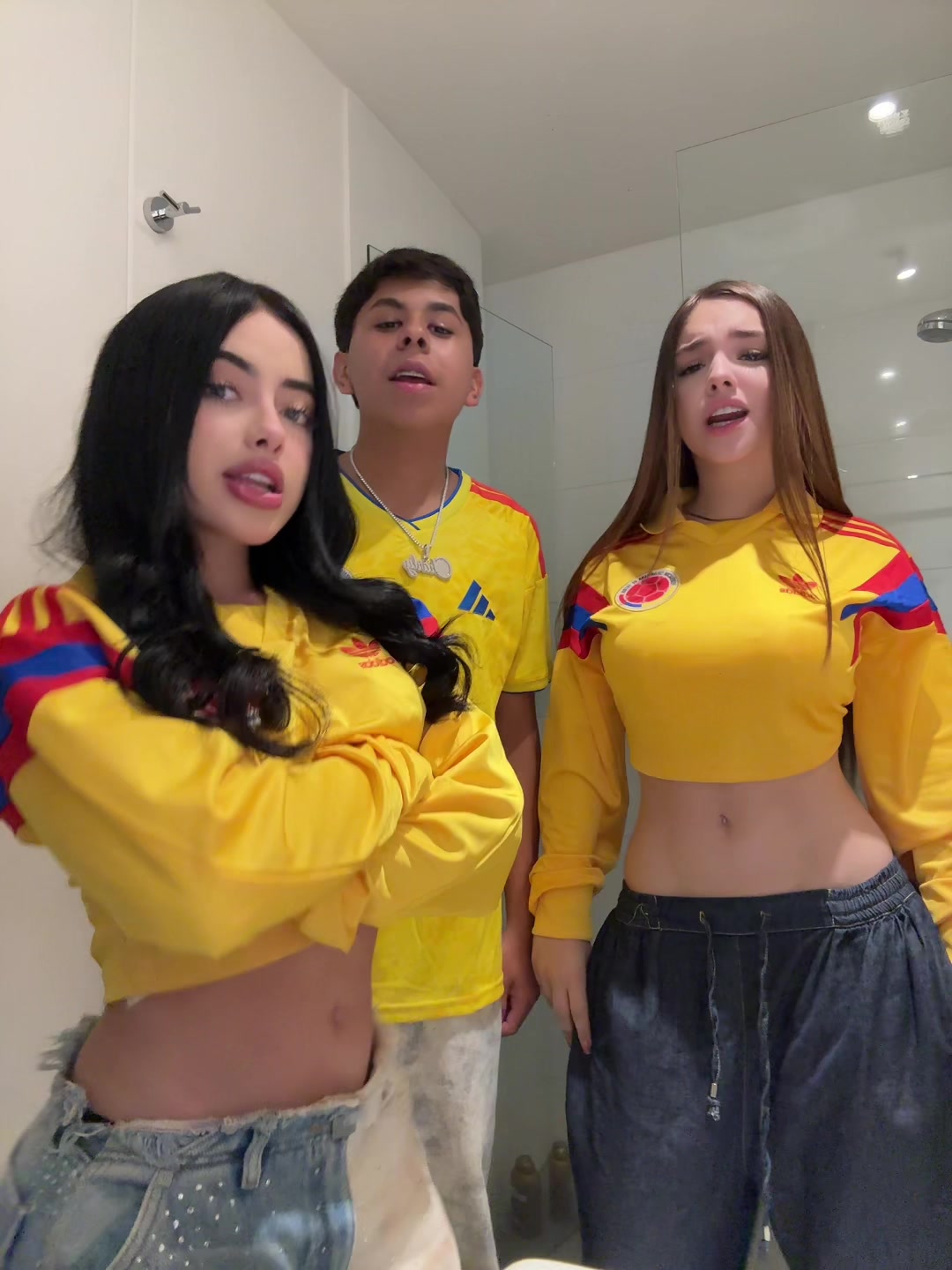 @Laura Sof&iacute;a