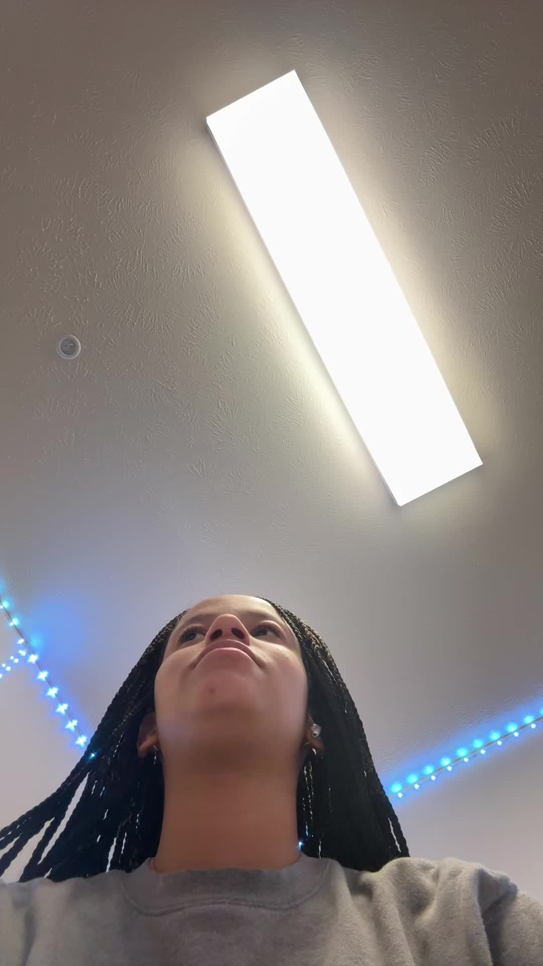 @Myia