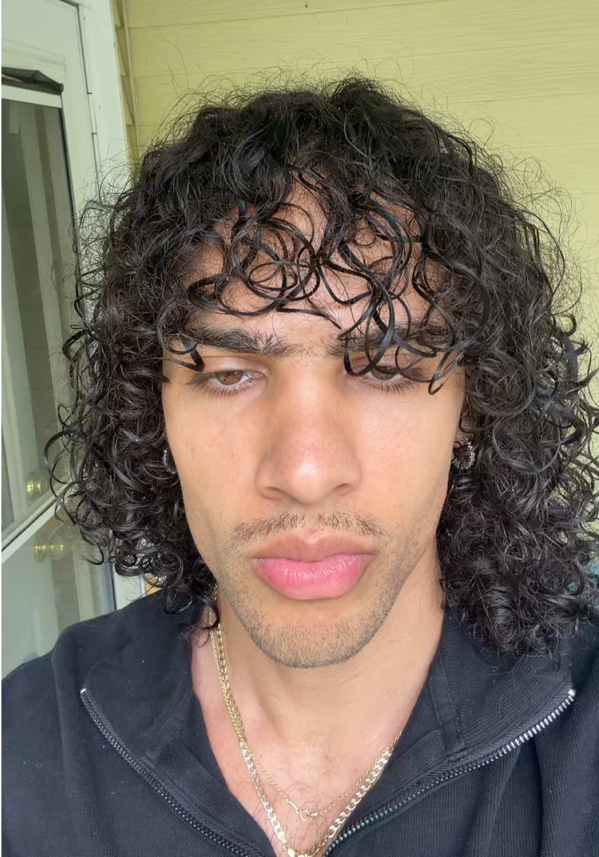 @GJozu