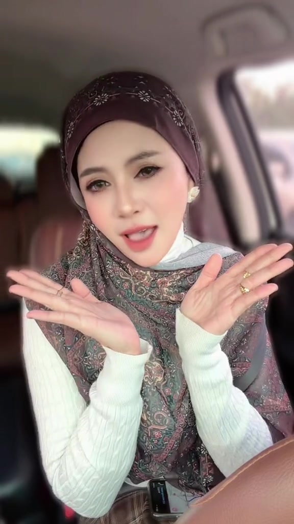 @Ms Izza Zubir