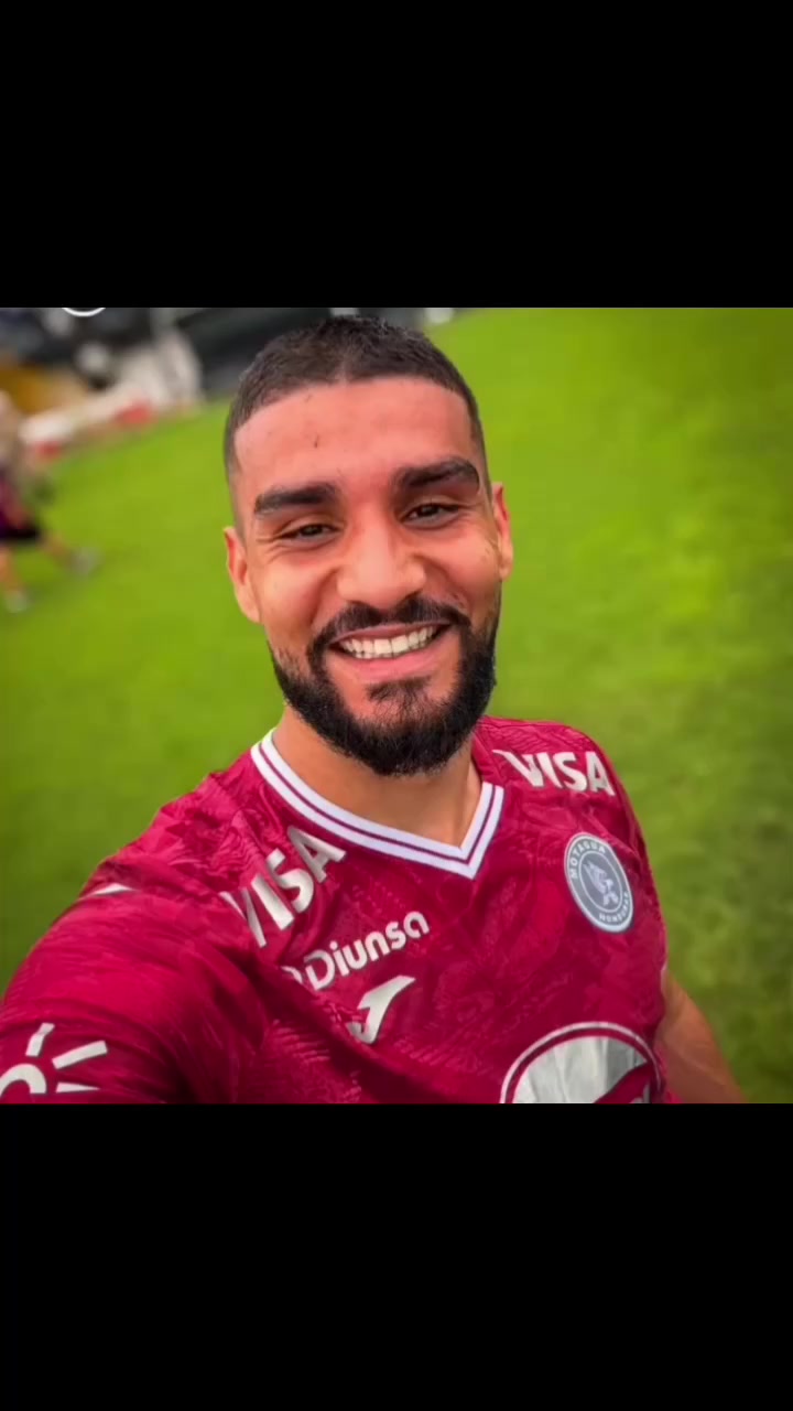@jasizz_#19💙🦅