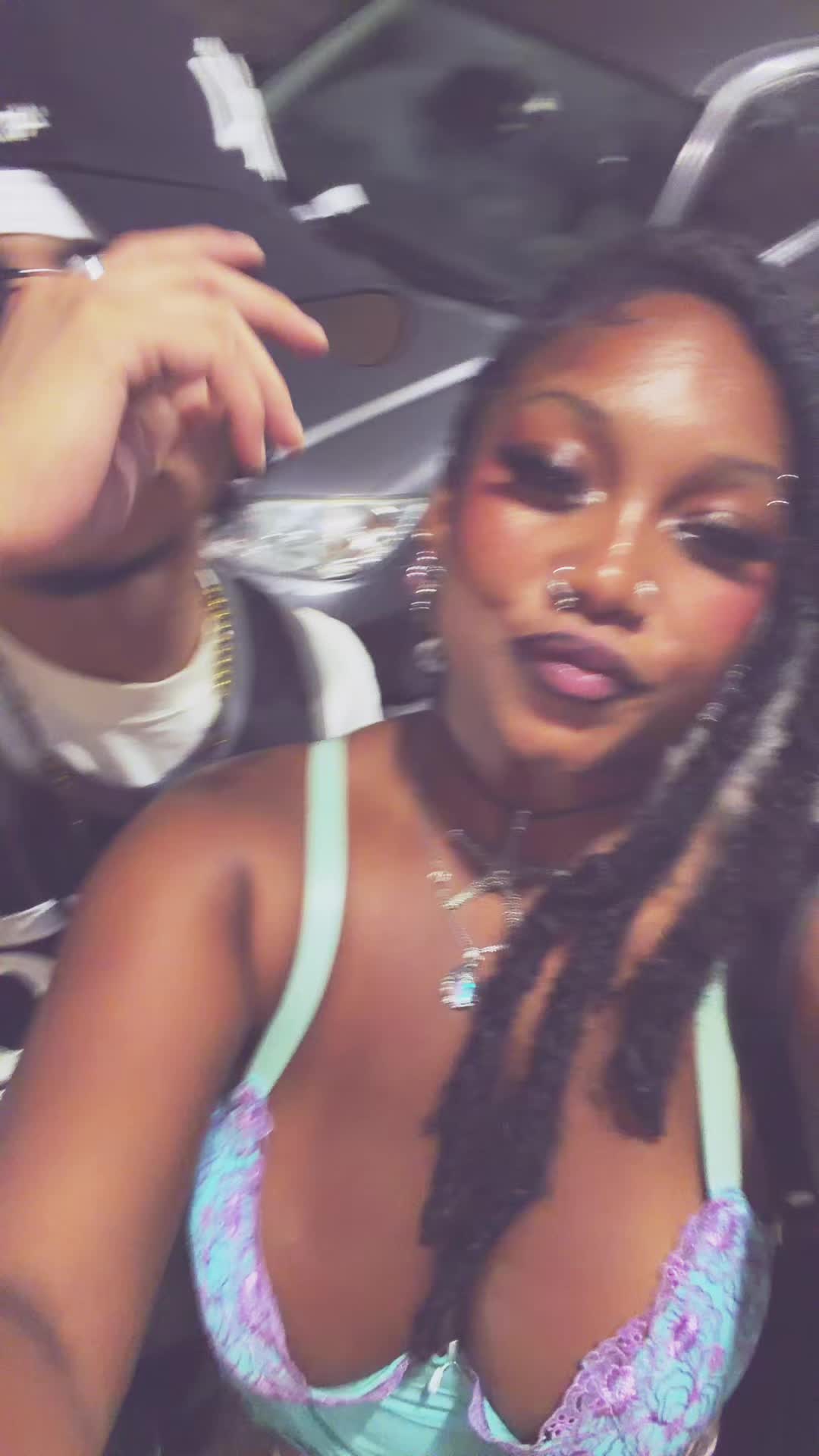 @infinity_bee
