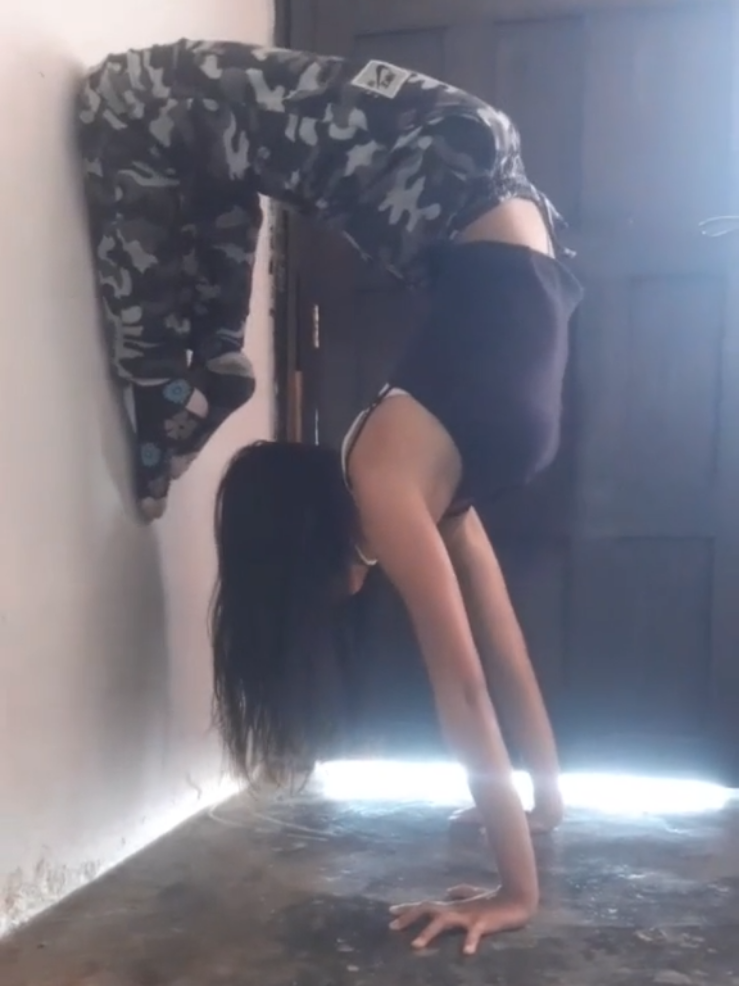 @Velú