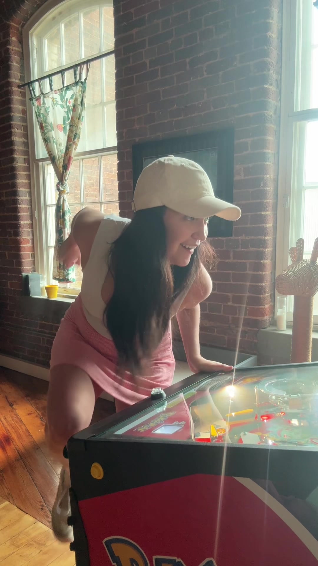 @Mel Plays Pinball