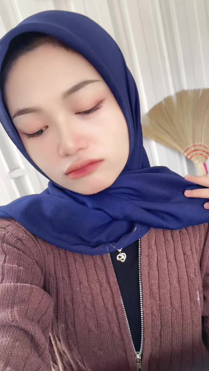 @Isma🦋| IG : its.xyazz