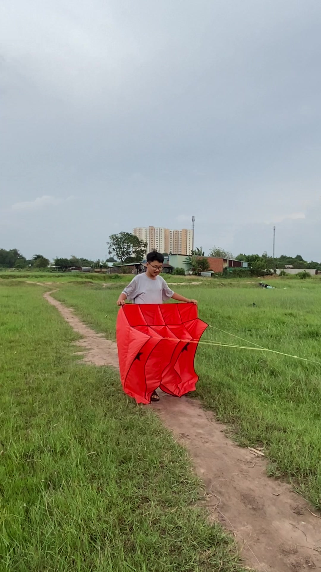 @Thả diều cùng Lợi